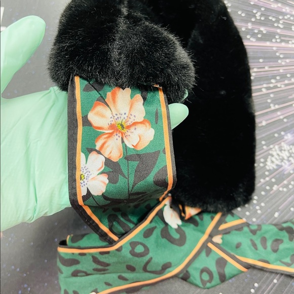 Vintage Style Faux Fur Scarf - Picture 3 of 10